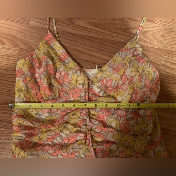 Spring dress - Picture 6 of 8